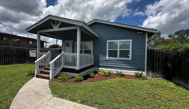 Kings Villa 2 bedroom/1 bath near Texas A&M University