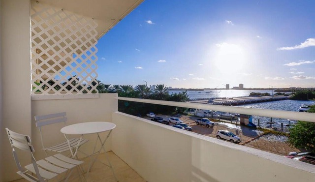 La Marinita - Marina Views Pool Parking Location