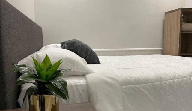 Lake View B-King Bed 3m/ 2 Beach