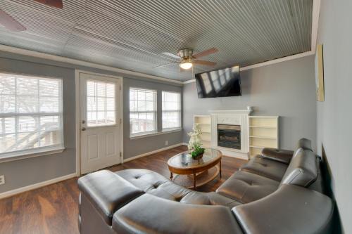 Lake Views + Dock Access: Georgetown Group Getaway