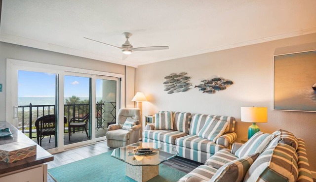 Land's End 304 building 9 Beautifully remodeled, beach front w|stunning views