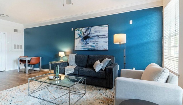 Landing | Amazing 1BD, Gym, Pool