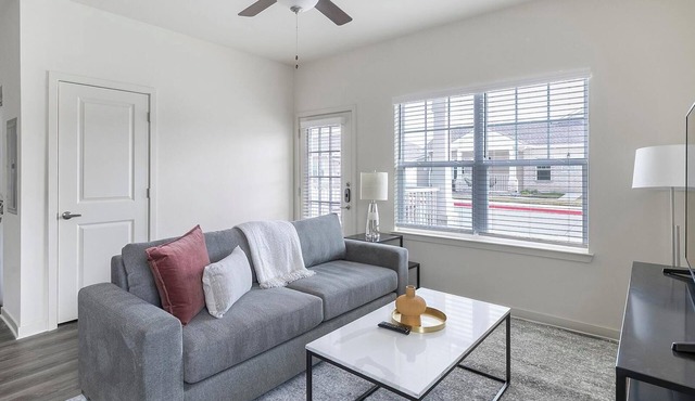 Landing | Amazing 1BD in North Fort Worth