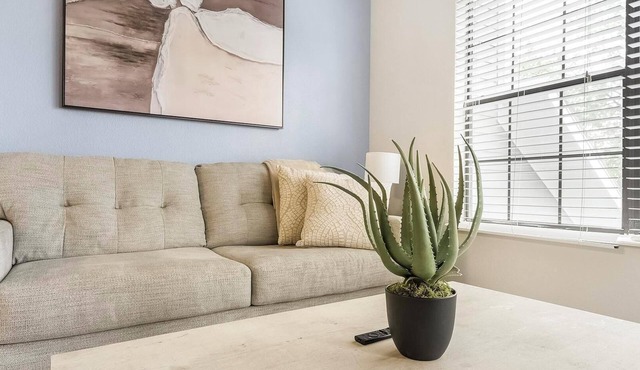 Landing | Amazing 1BD, Gym, Pool