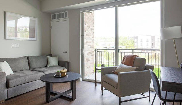 Landing | Amazing 2BD, Yoga Studio, Pool