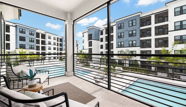 Landing at The Pointe on Westshore - 2 Bedrooms in Port Tampa City