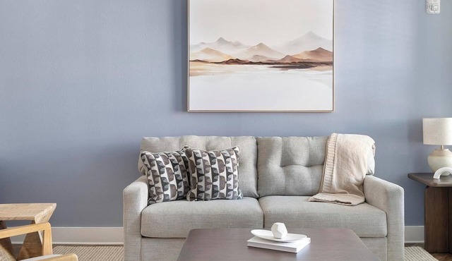 Landing | Chic 1BD, Clubhouse, Yoga Studio