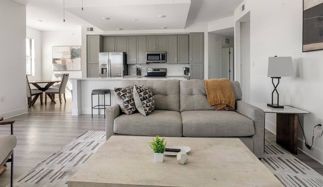 Landing | Incredible 2BD, Yoga Studio