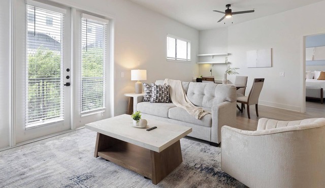 Landing | Incredible 2BD, Courtyard, Clubhouse