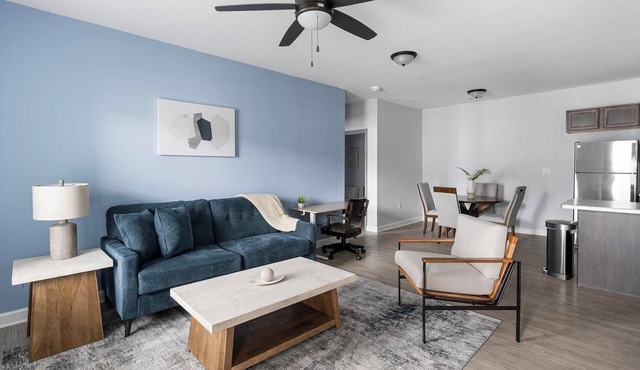 Landing | Incredible 2BD, Pool, Clubhouse