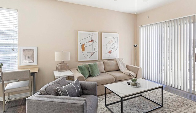 Landing | Modern 1BD, Rooftop Lounge, Pool