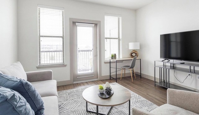 Landing | Modern 1BD, Gym, Courtyard