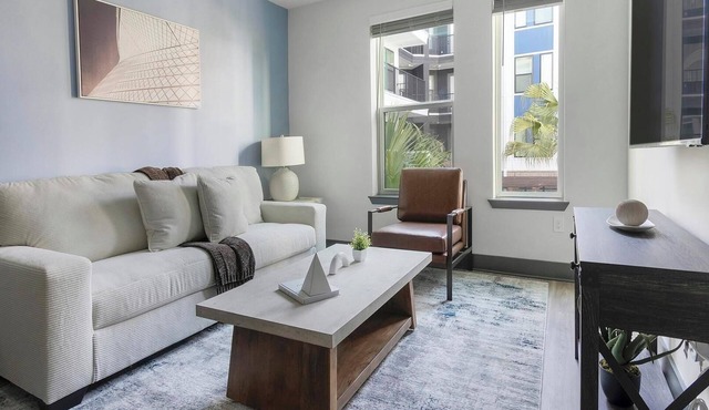 Landing | Modern 1BD, Rooftop Lounge, Yoga Studio