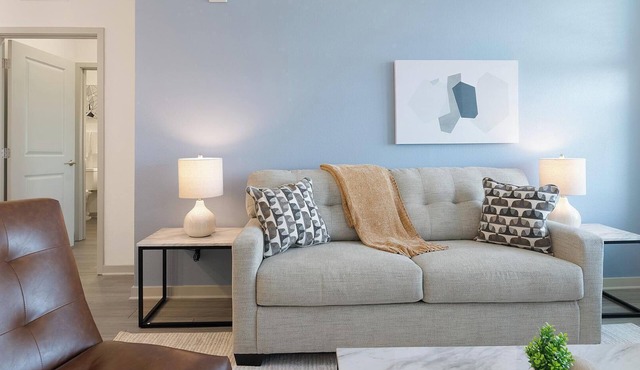 Landing | Modern 2BD, Gym, Clubhouse