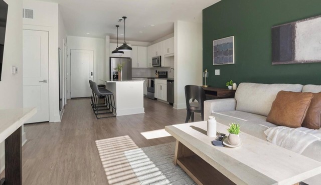 Landing | Modern 2BD, Gym, Clubhouse