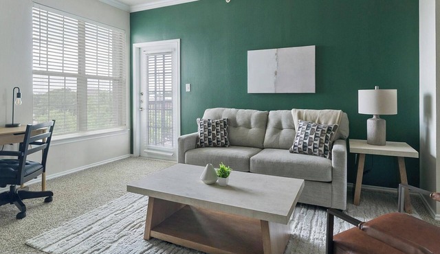 Landing | Modern 2BD in Copperfield