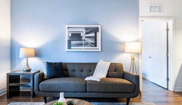 Landing | Spectacular 2BD, Yoga Studio