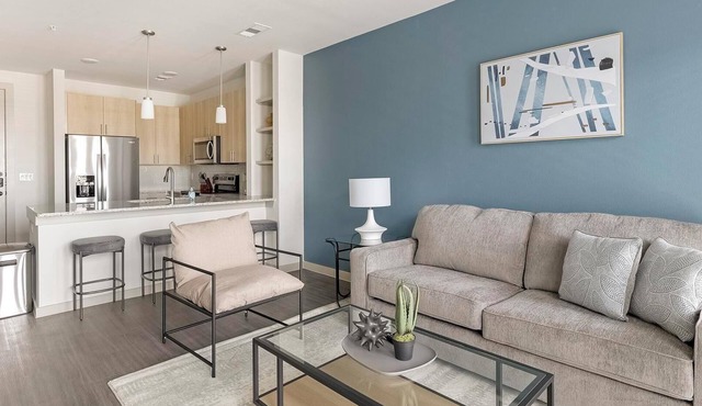 Landing | Stunning 1BD, Gym, Pool