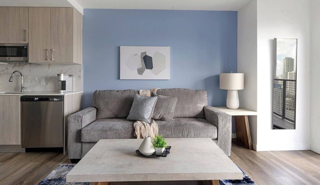 Landing | Stunning 1BD, Pool