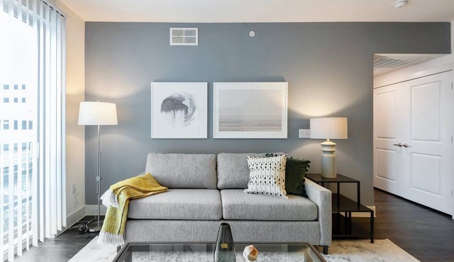 Landing | Stylish 1BD, Clubhouse