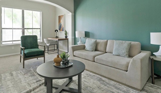Landing | Stylish 1BD, Gym, Pool