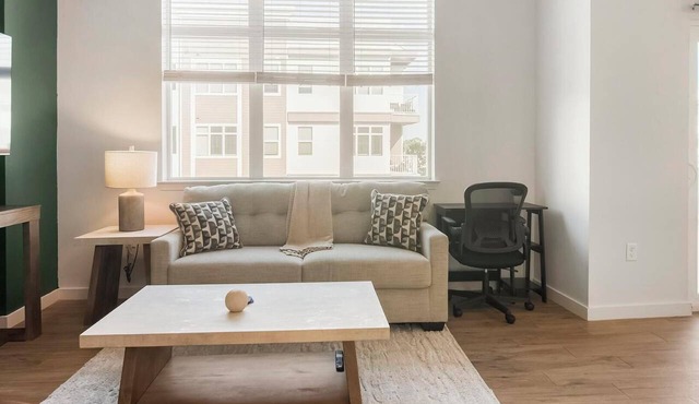 Landing | Stylish 2BD, Clubhouse