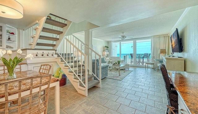 LaPlaya 204D-Beach-lovers paradise!