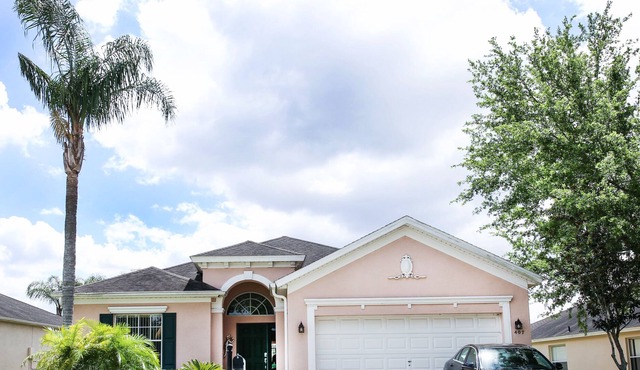 Large 3 Bedroom Home 15 Minutes From Walt Disney World