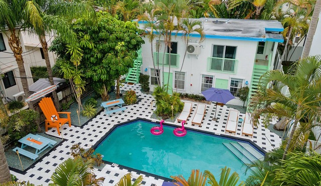 Las Olas Guest House