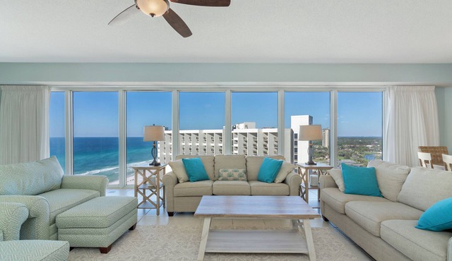 Location! Location! Location! 3BD/3BTH Beachfront Tops'l Tides 1306