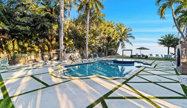Luxe Beachfront Villa