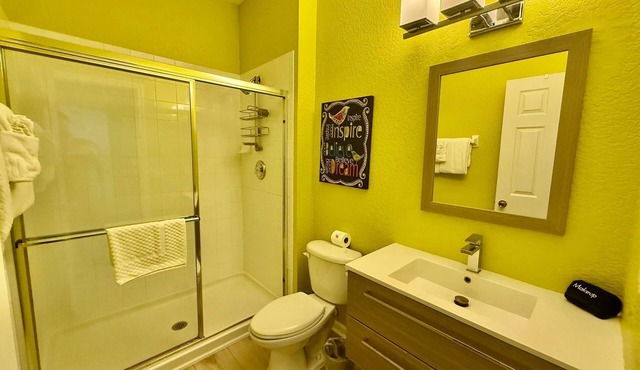 Luxurious 4 Bedroom Windsor Hills Pool Home! 7745