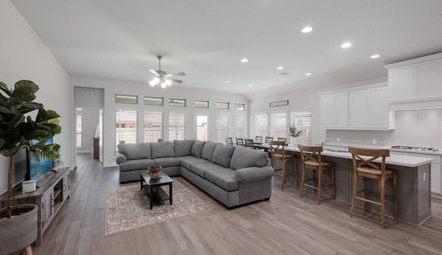 Luxury and Comfort. House with big covered patio.