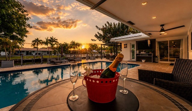 Luxury Fort Lauderdale Waterfront Home Heated Pool Game Room Park