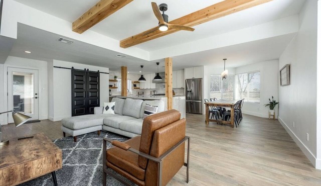 Luxury on a Pecan Farm — Remodeled 4BR Retreat Minutes from Old Mesilla