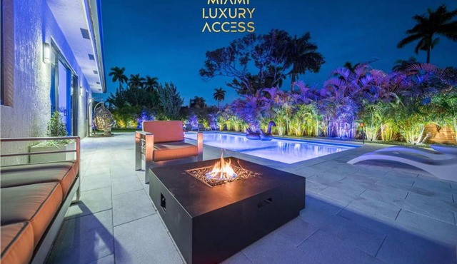 Luxury Villa Amara Heated Pool Gym Sauna BBQ