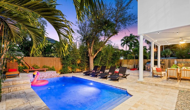 Luxury Villa Heated Pool in the Heart of Ft. Lauderdale walk to Las Olas