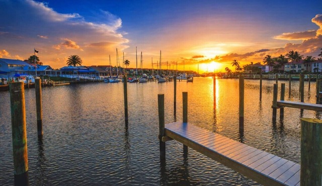 Luxury Waterfront Escape | Love the Marina View!