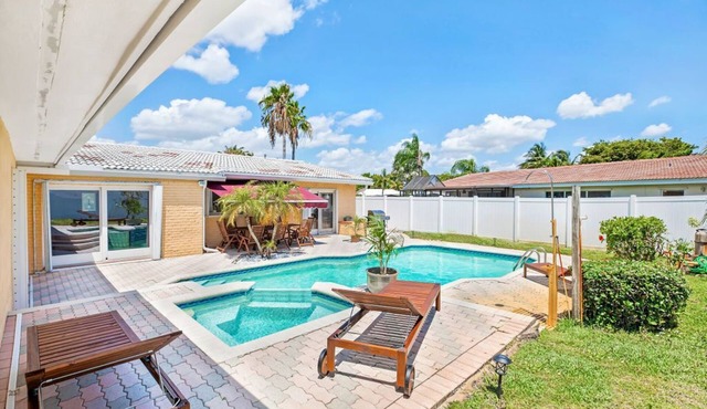 "MIA Retreat"! 4BR 2300Sqft in Ft Lauderdale