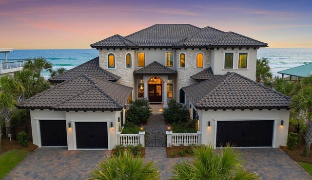 Miramar Beach 221 - Six Bedroom Villa, Sleeps 20