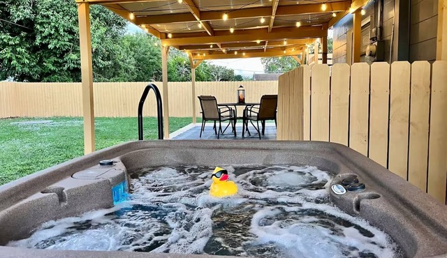 Modern 3BR Retreat w/Hot Tub, King Beds & Spacious Backyard