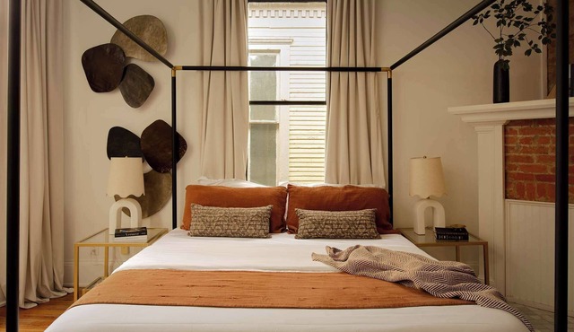 Modern Luxe Sophistication Near Forsyth Park