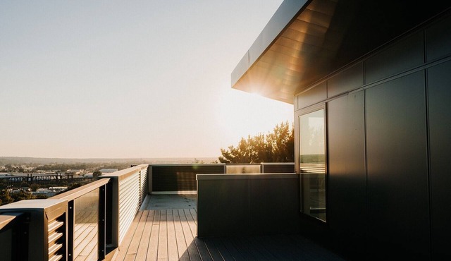 Modern Luxury Home w/Rooftop City Views | 49