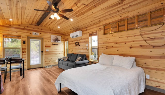 Mt Lemmon Cabin 8 - Near Shopping/Ski Valley and More.