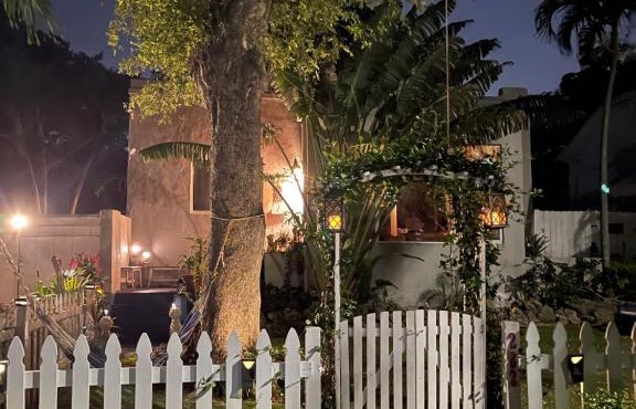 Ne Miami Cottage