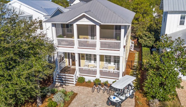 NEW|12 Tides Spacious 3BR Retreat w/Golf Cart, Bikes & Backyard Fun Near 30A Beaches