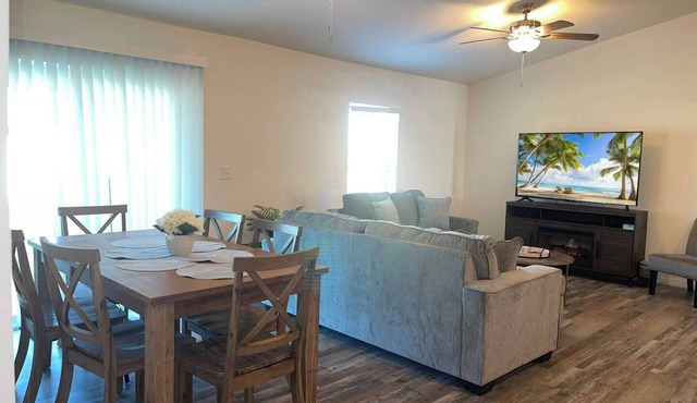 New Construction Home w/Lanai & Large Backyard