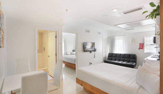 NEW LISTING! Belleza Miami Beach Premium 1BR Sleeps 5