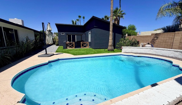 New Luxury Build Free Standing Casita-Spacious Designer Getaway