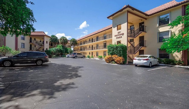 Nice full furnished apartment in North Palm Beach